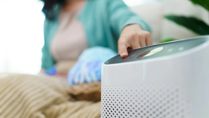 Tính năng của máy lọc không khí là yếu tố quan trọng quyết định đến hiệu quả và tiện ích mang lại cho người sử dụng Tính năng của máy lọc không khí là yếu tố quan trọng quyết định đến hiệu quả và tiện ích mang lại cho người sử dụng