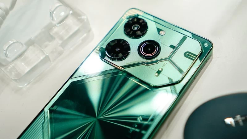 Xem video trực tuyến hơn 16 giờ. Xem video trực tuyến hơn 16 giờ.