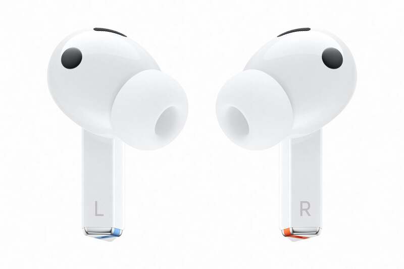 Galaxy Buds3 Pro với thiết kế nhỏ gọn, vừa vặn