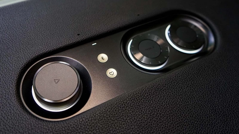 Điều chỉnh loa một cách dễ dàng. Điều chỉnh loa một cách dễ dàng.