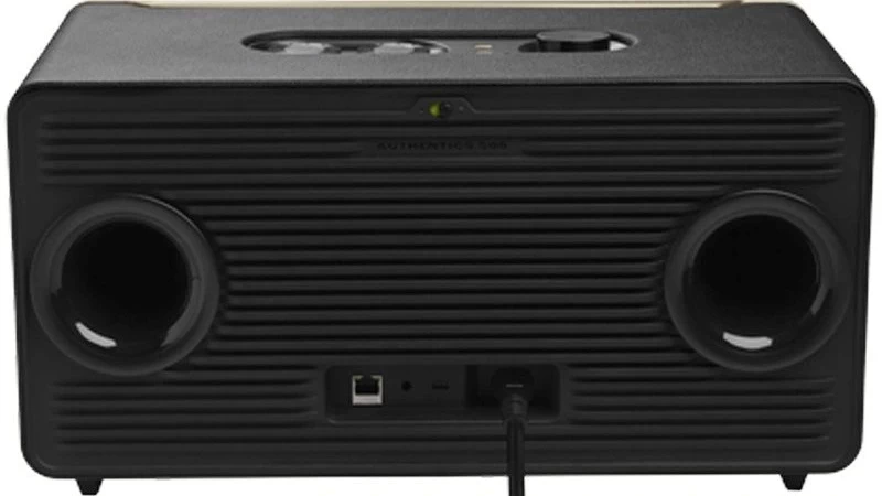 Trang bị các cổng kết nối. Trang bị các cổng kết nối.