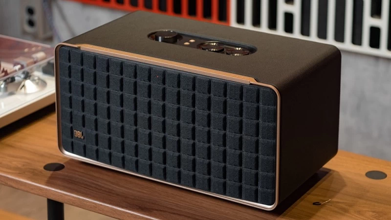 Loa vừa có thiết kế ấn tượng. Loa vừa có thiết kế ấn tượng.