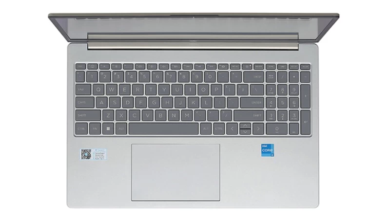 Bàn phím và touchpad. Bàn phím và touchpad.