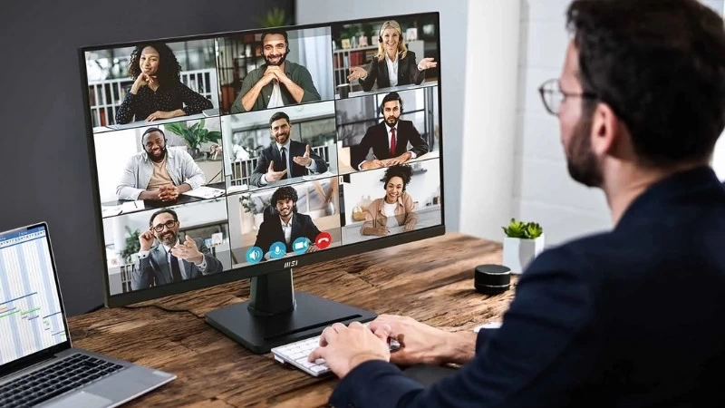 Hệ thống loa tích hợp. Hệ thống loa tích hợp.