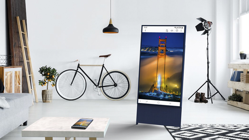 Smart tivi Màn Hình Xoay. Smart tivi Màn Hình Xoay.