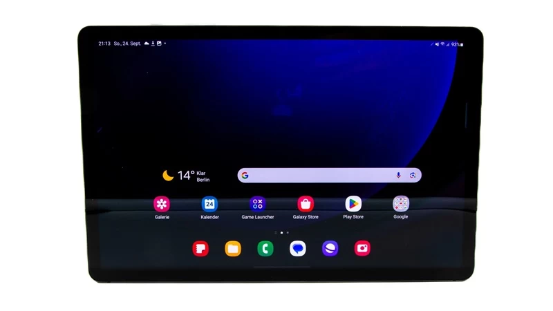 Màn hình hiển thị rộng rãi. Màn hình hiển thị rộng rãi.