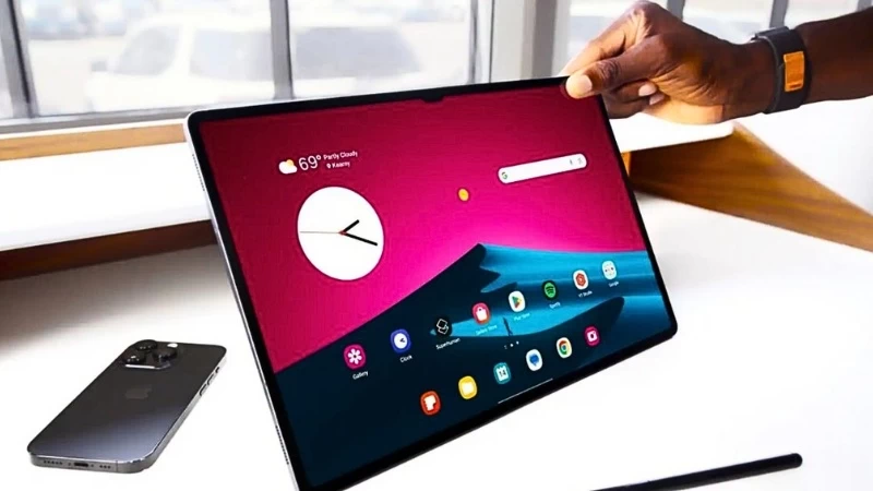 Sạc nhanh 45W. Sạc nhanh 45W.