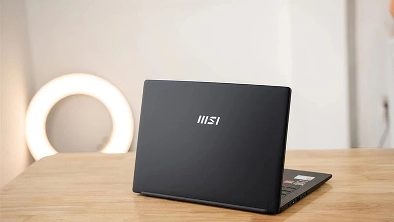MSI Modern 14. MSI Modern 14.