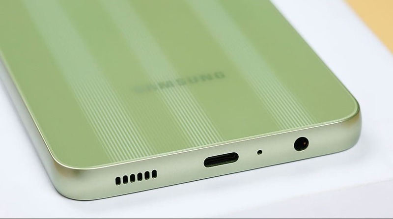 Kết nối và tiện ích thông minh.