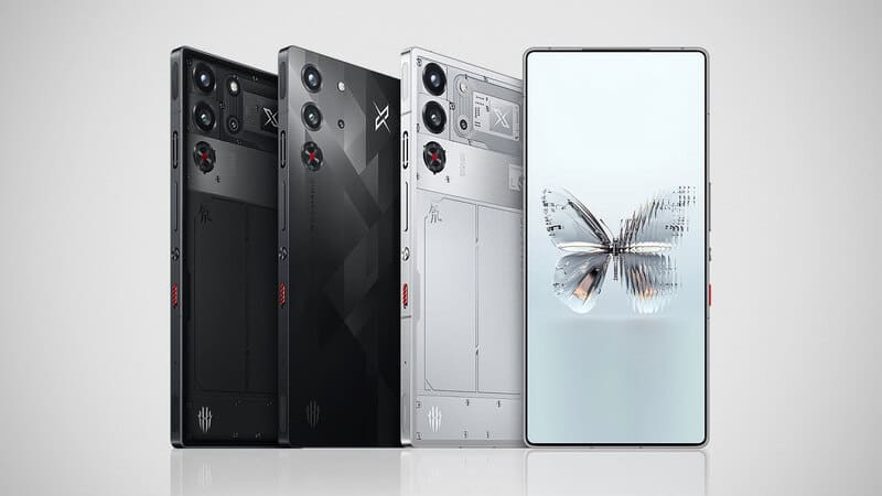 REDMAGIC 10 PRO sở hữu màn hình 6.85 inch, lớn hơn một chút so với màn hình 6.8 inch của REDMAGIC 9 PRO