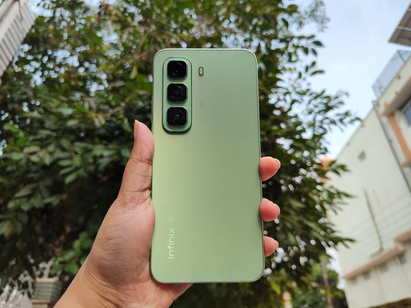 Infinix Hot 50 (8+8GB/256GB).