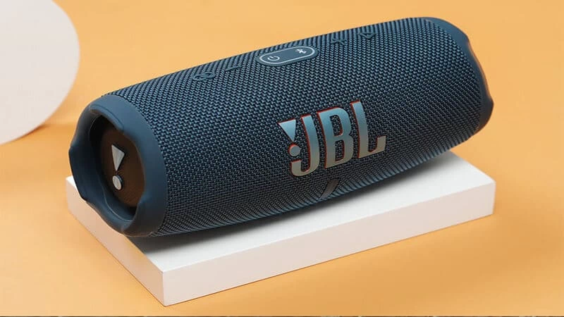 Loa JBL có mức giá đa dạng, từ vài trăm ngàn đồng cho đến vài triệu đồng Loa JBL có mức giá đa dạng, từ vài trăm ngàn đồng cho đến vài triệu đồng