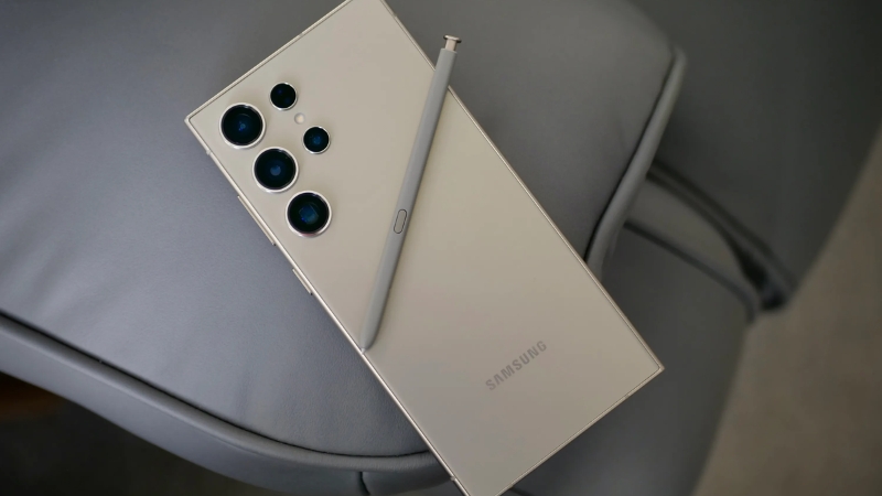 Samsung Galaxy S25.