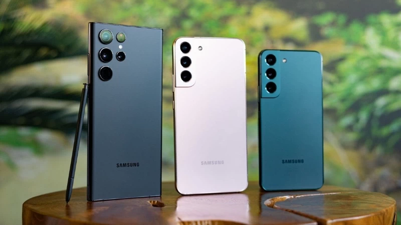 Samsung Galaxy S. Samsung Galaxy S.