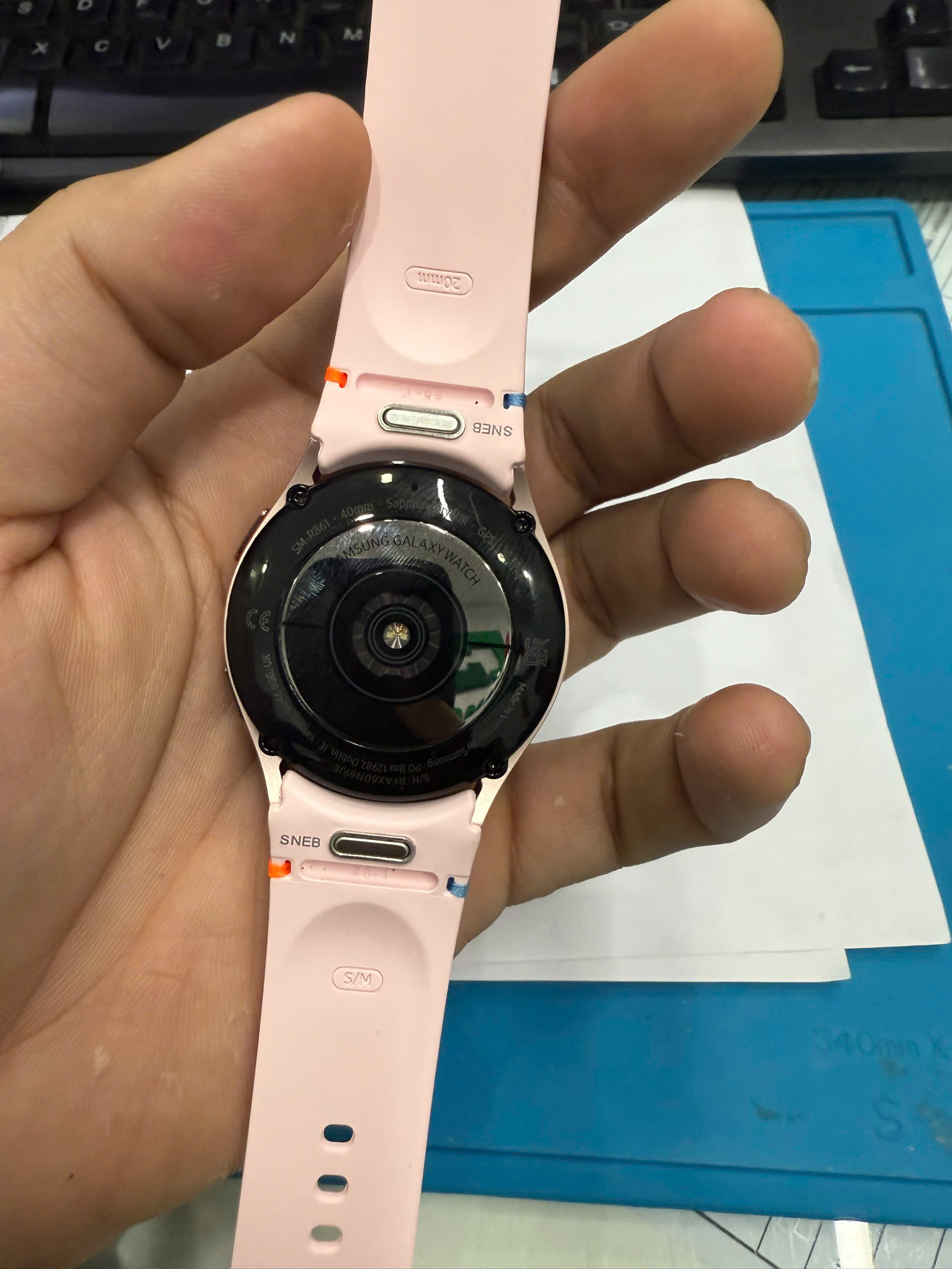 Samsung Galaxy Watch FE, Thiết bị Bluetooth Samsung SM-R861NIDAXXV, Vàng Hồng TBH 123 Vạn Phúc