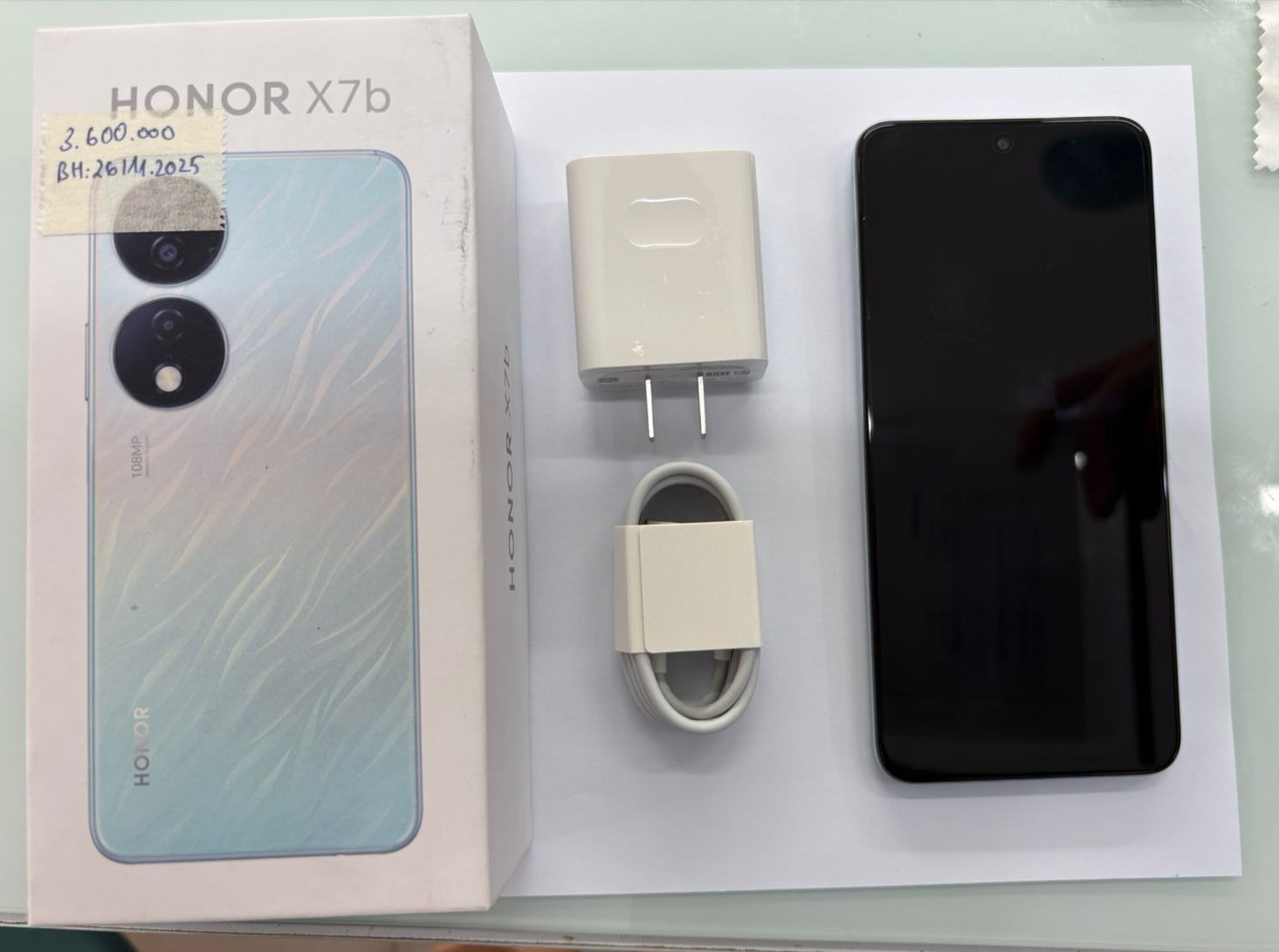 Điện thoại di động Honor X7b (8+256GB), Bạc ánh sáng