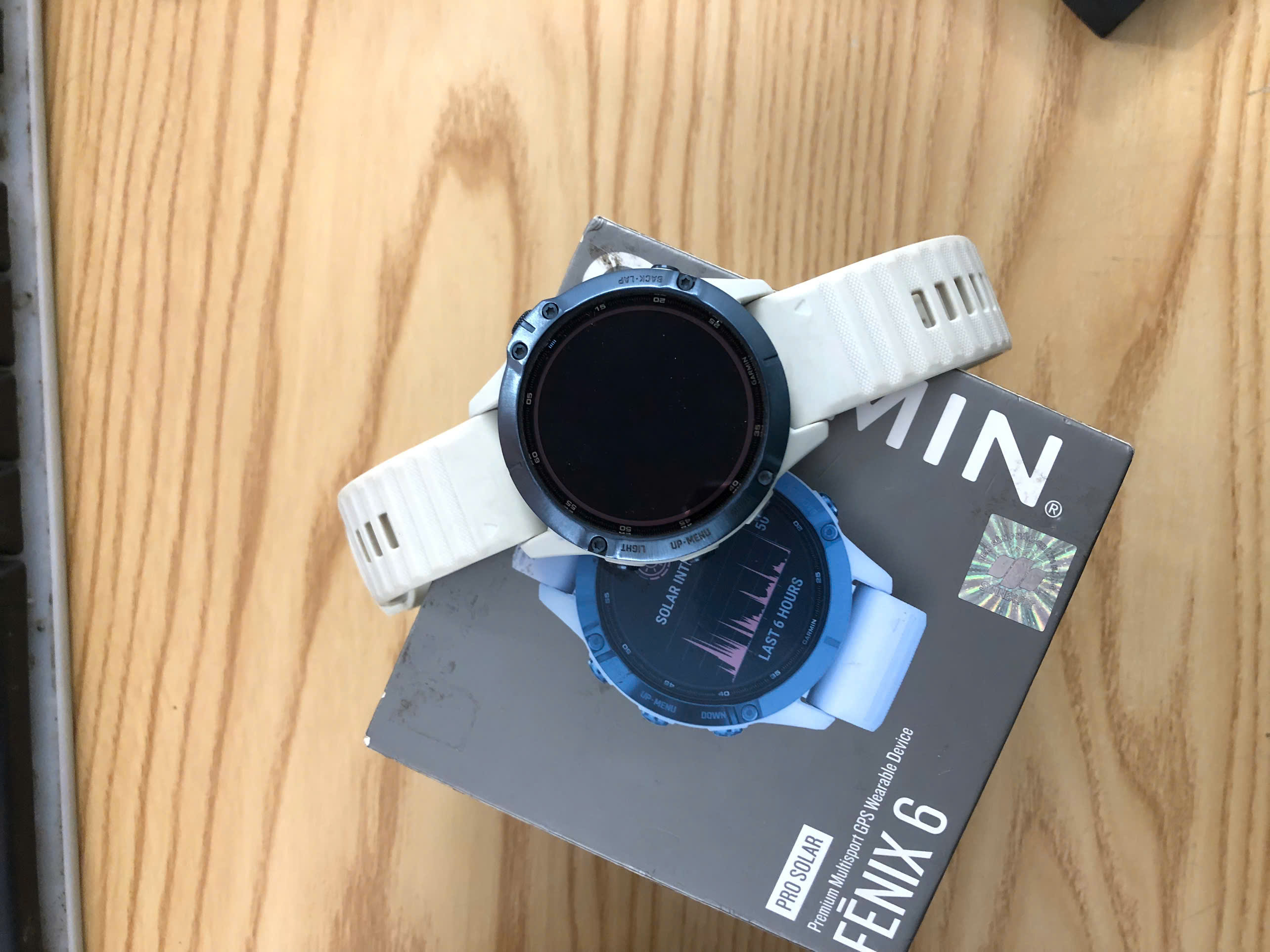 Đồng hồ Garmin Fenix 6 Pro Solar, Cobalt Blue w/Whitestone band, GPS SEA TBH