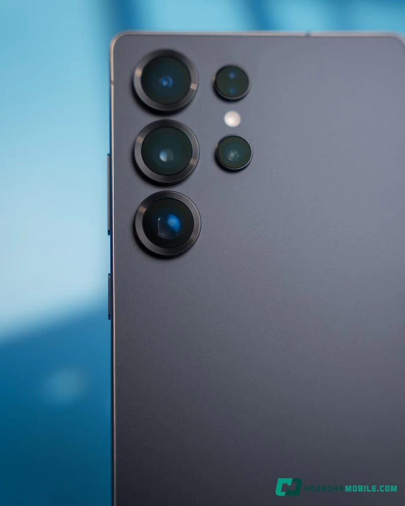 Hệ thống camera chuyên nghiệp. Hệ thống camera chuyên nghiệp.