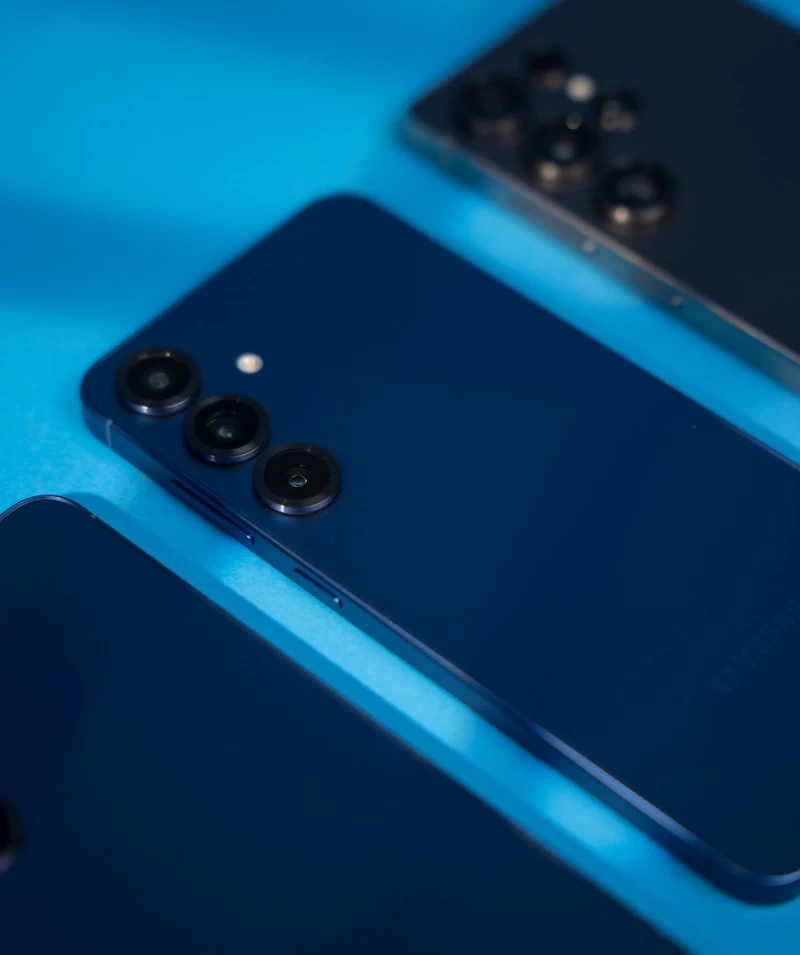 Viên pin 4000mAh. Viên pin 4000mAh.