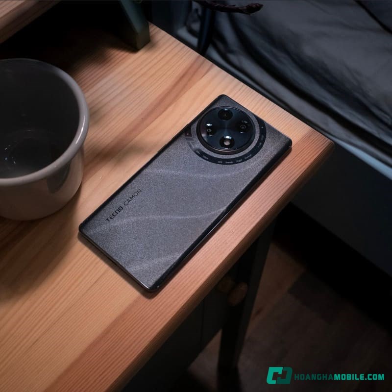 TECNO CAMON 30S và TECNO CAMON 30 đều là những smartphone tầm trung với nhiều điểm tương đồng về thiết kế và tính năng TECNO CAMON 30S và TECNO CAMON 30 đều là những smartphone tầm trung với nhiều điểm tương đồng về thiết kế và tính năng