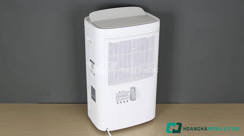 Máy hút ẩm Electrolux EDH10TRBW1 là một trong những thiết bị gia dụng được nhiều người tiêu dùng lựa chọn Máy hút ẩm Electrolux EDH10TRBW1 là một trong những thiết bị gia dụng được nhiều người tiêu dùng lựa chọn