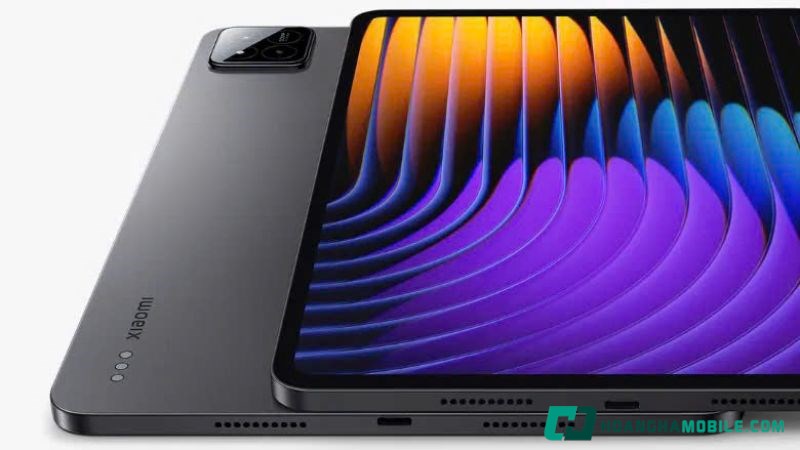 Cả máy tính bảng Xiaomi Pad 7 Pro và Xiaomi Pad 7 đều sở hữu thiết kế tương đồng về kích thước và trọng lượng Cả máy tính bảng Xiaomi Pad 7 Pro và Xiaomi Pad 7 đều sở hữu thiết kế tương đồng về kích thước và trọng lượng
