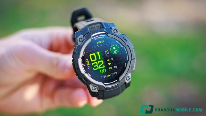 Garmin Instinct 3 45mm AMOLED là mẫu đồng hồ thông minh mới ra mắt, thu hút sự chú ý nhờ những cải tiến đáng kể