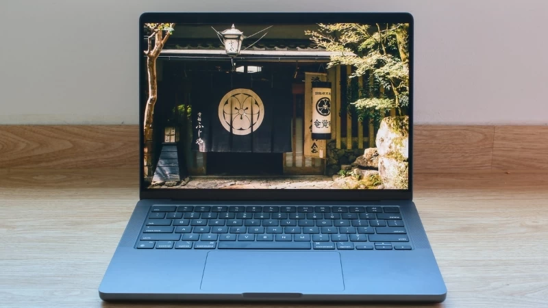 Màn hình Liquid Retina. Màn hình Liquid Retina.