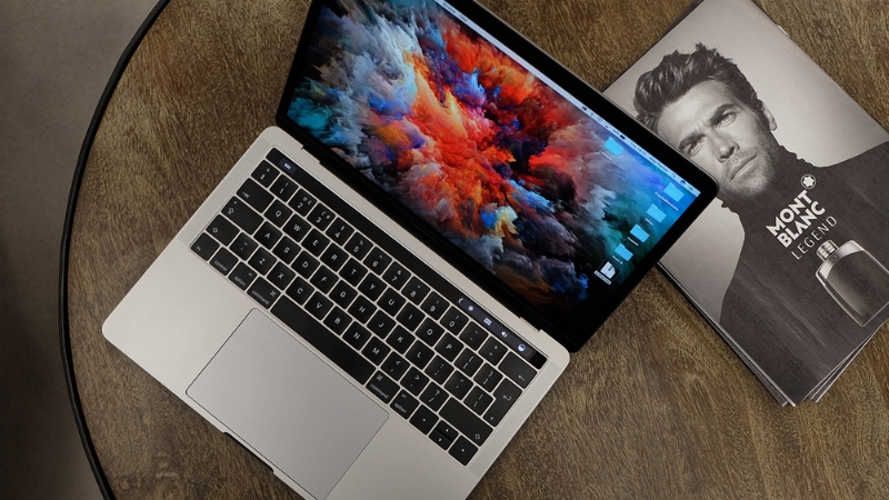 Đánh giá chi tiết MacBook Pro thế hệ Touch Bar