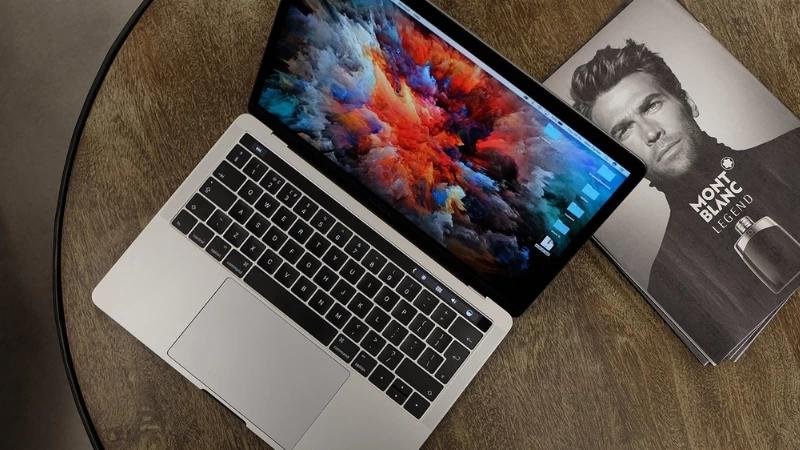 Đánh giá chi tiết MacBook Pro thế hệ Touch Bar Đánh giá chi tiết MacBook Pro thế hệ Touch Bar