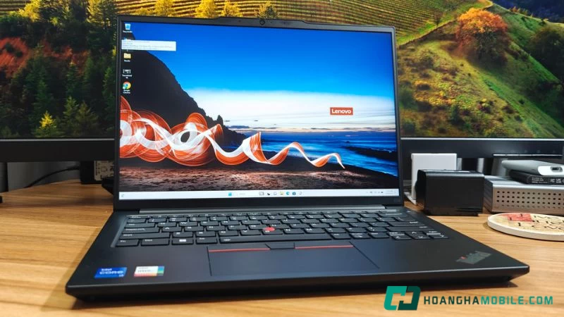 Laptop bền bỉ, tối ưu. Laptop bền bỉ, tối ưu.