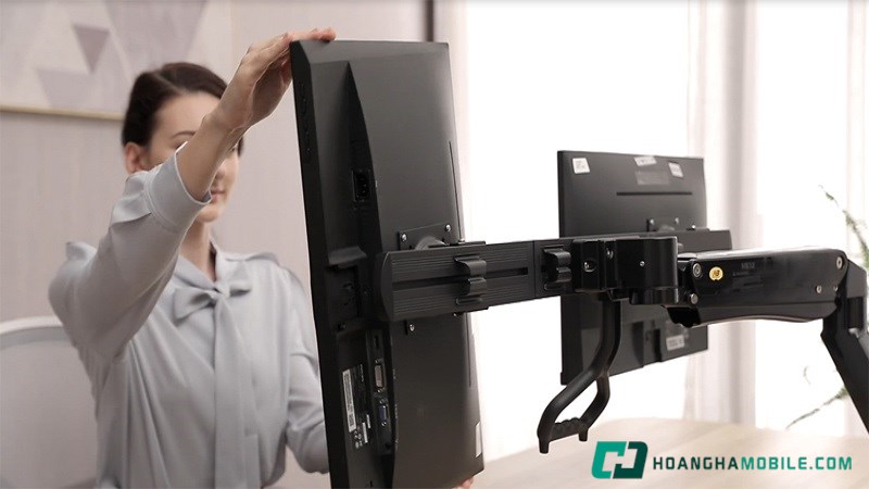 Giá treo màn hình. Giá treo màn hình.