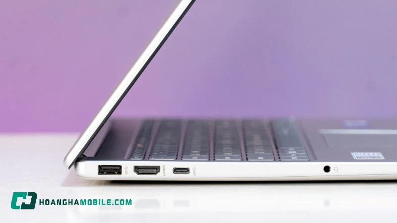 Laptop HP 15-fd1045TU-9Z2X1PA hiện đang được bán tại thị trường Việt Nam với mức giá hấp dẫn cùng những chương trình ưu đãi khác Laptop HP 15-fd1045TU-9Z2X1PA hiện đang được bán tại thị trường Việt Nam với mức giá hấp dẫn cùng những chương trình ưu đãi khác