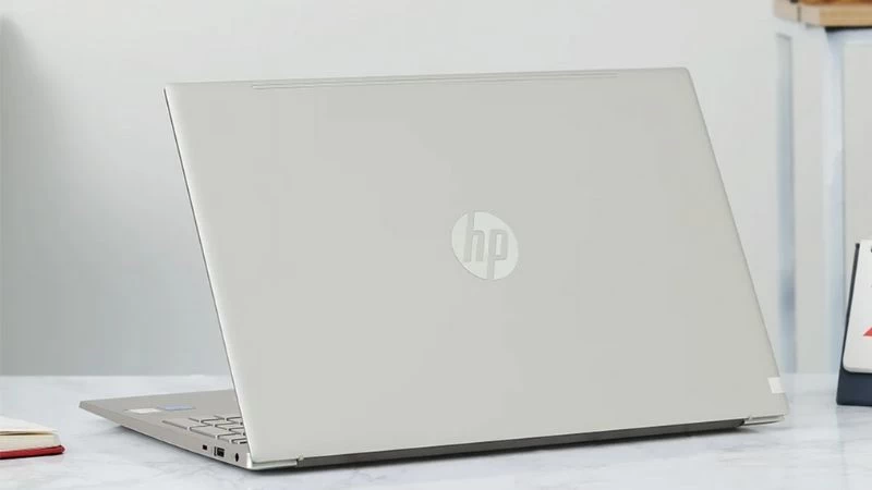 Về hiệu năng, laptop HP 15-fd1062TU-9Z2Y0PA vượt trội với vi xử lý Intel Core Ultra 5 - 125H (14 nhân, 18 luồng, xung nhị 4.5 GHz) và bộ nhớ cache lên đến 18MB Về hiệu năng, laptop HP 15-fd1062TU-9Z2Y0PA vượt trội với vi xử lý Intel Core Ultra 5 - 125H (14 nhân, 18 luồng, xung nhị 4.5 GHz) và bộ nhớ cache lên đến 18MB