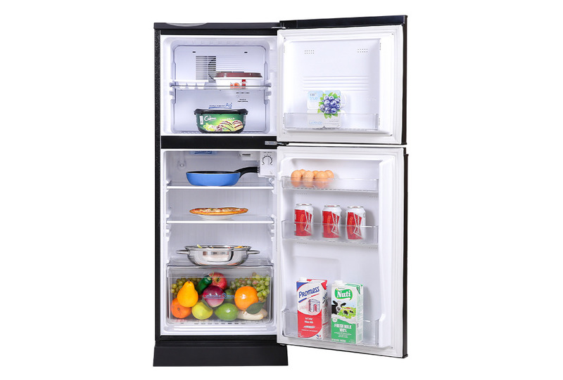Tủ lạnh Aqua 130 lít AQR-T150FA(BS) có tổng dung tích 143 lít, trong đó dung tích sử dụng thực tế là 130 lít