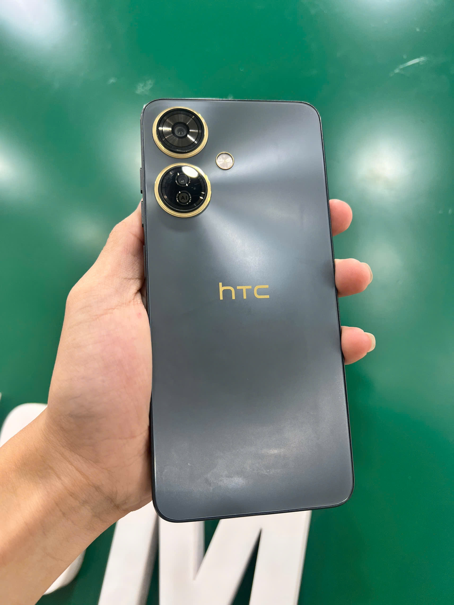  HTC Model Wildfire E5 Plus màu Xám (Grey) - TBH