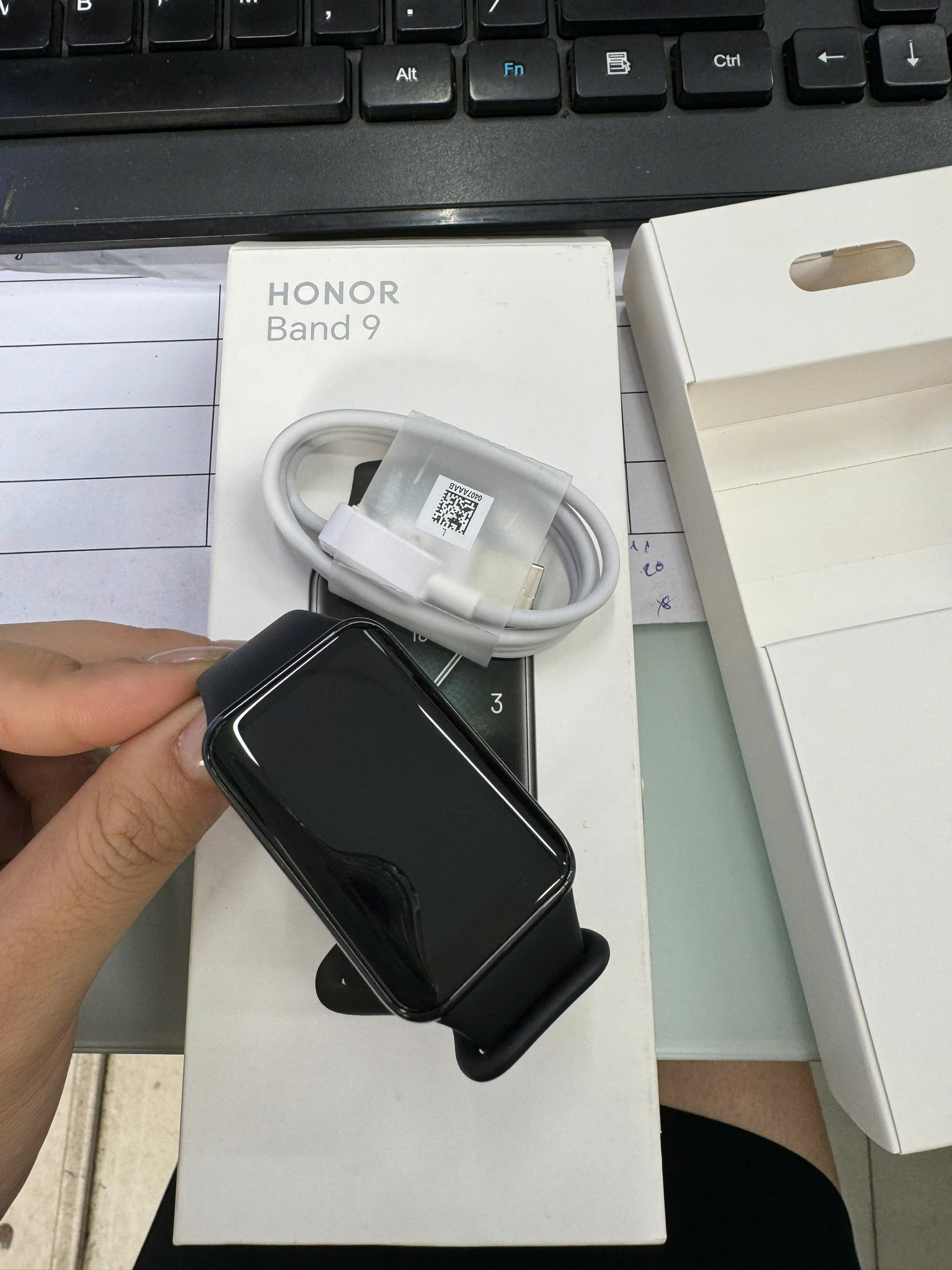 Vòng đeo tay thông minh Honor Band 9 Đen (Black)_RHE-B19BLK - AR3DBB4A14010266 - RHEB19BLK- TBH