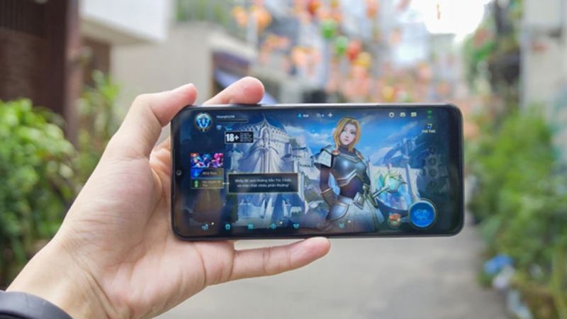 Hiệu năng mạnh mẽ thoải mái chơi game.