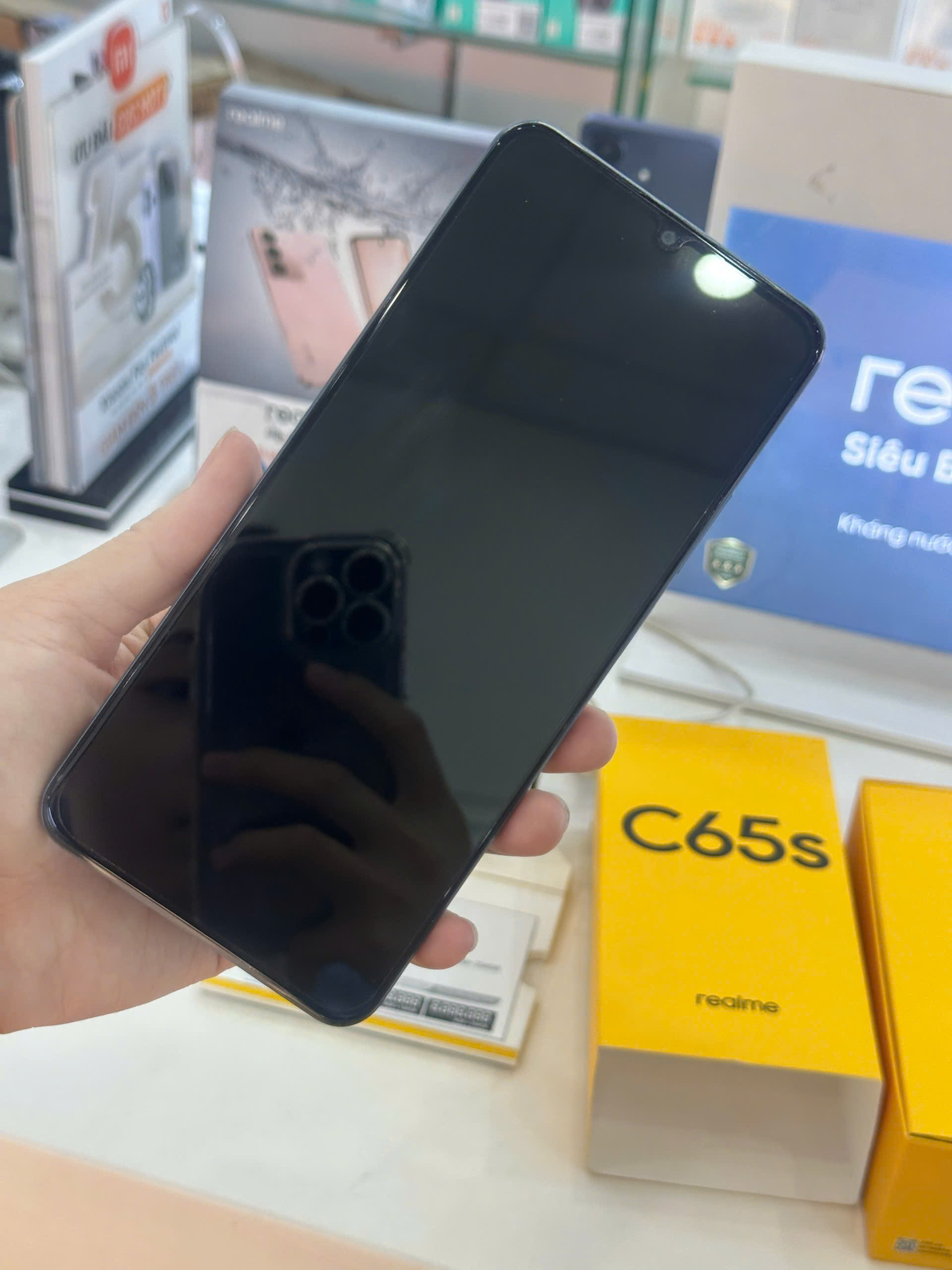 Điện thoại di động realme RMX3939 - realme C65s (8-256)/Xanh Hoàng Gia - TBH