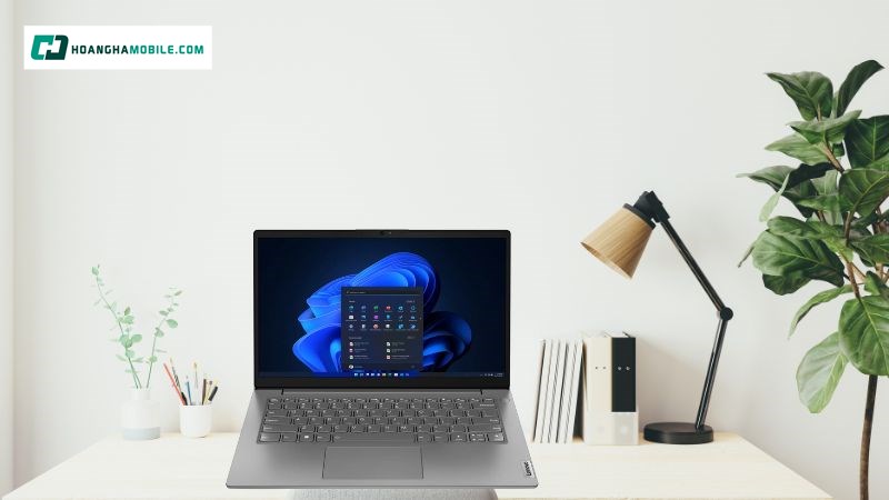 Laptop Lenovo V15.