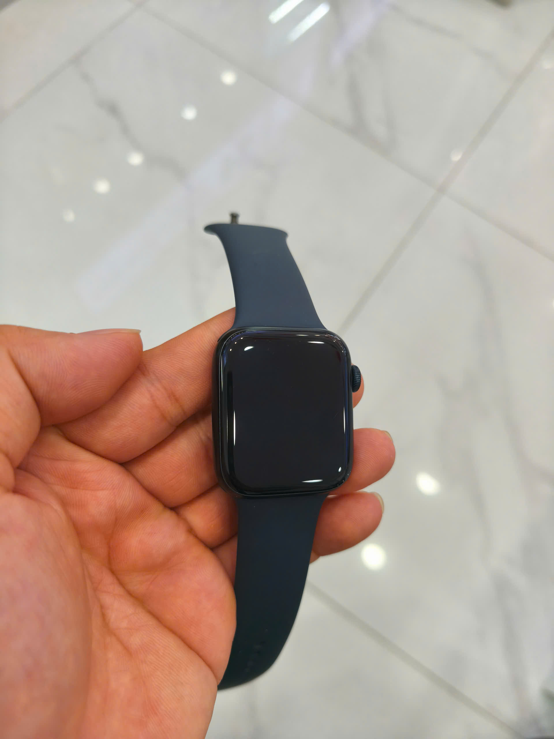 Apple Watch SE 2023 GPS 44mm Midnight Aluminium Case with Midnight Sport Band - M/L- Cũ Đẹp