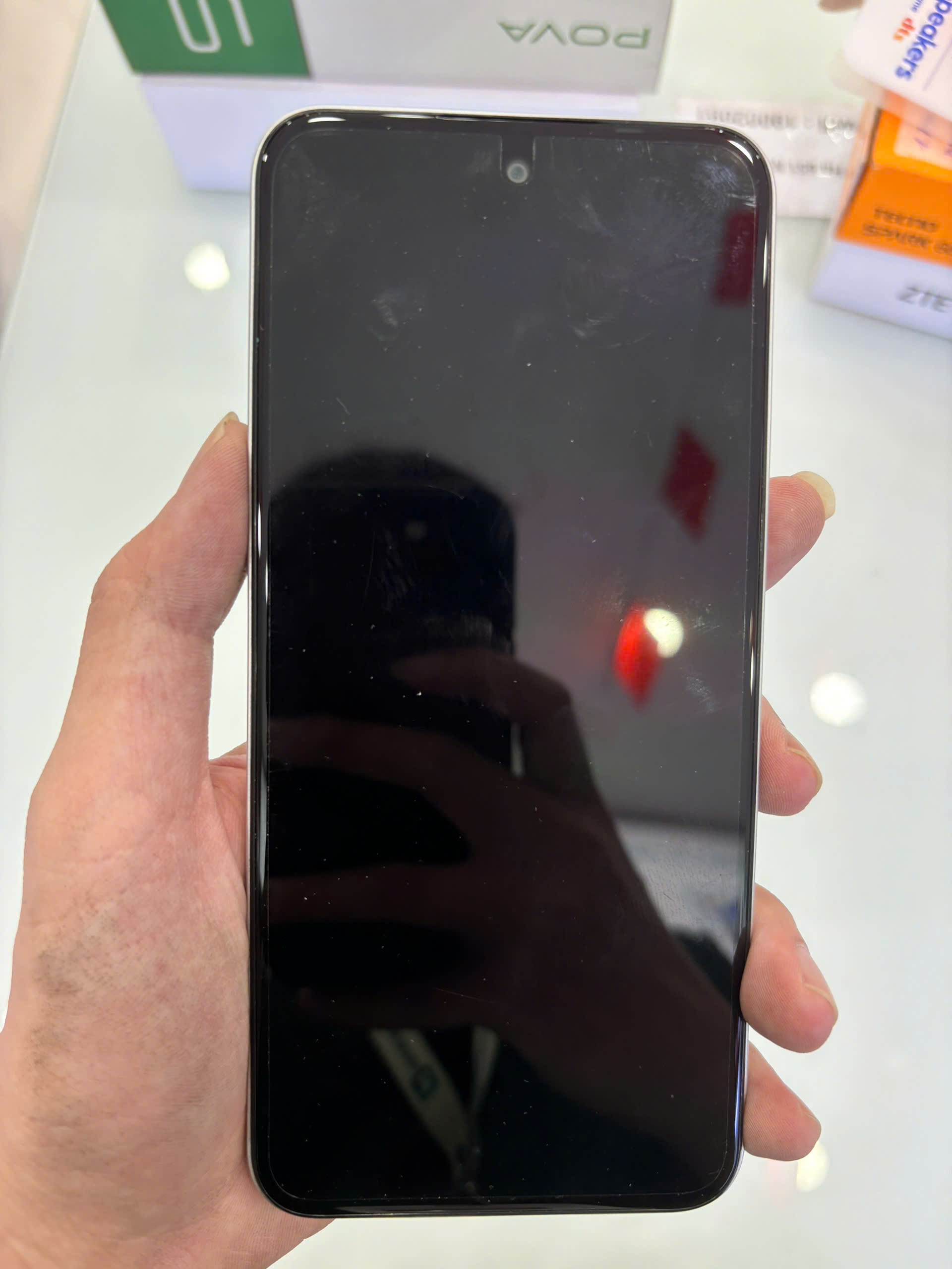 Điện thoại di động Tecno KL4 (Tecno Spark Go 1) 64+4, màu Trắng Sóng Nước - 355816265227082 - SKGO1TG