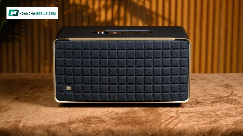 JBL Authentics 500. JBL Authentics 500.