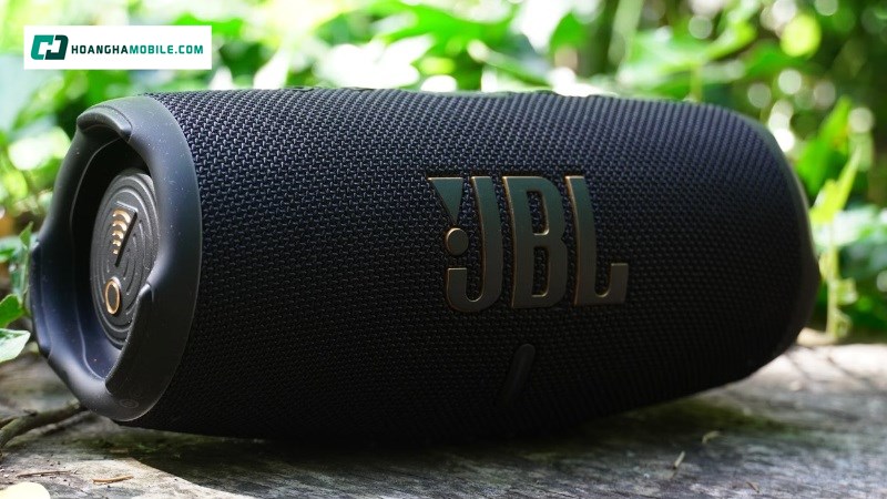 Có trọng lượng khá nhẹ. Có trọng lượng khá nhẹ.