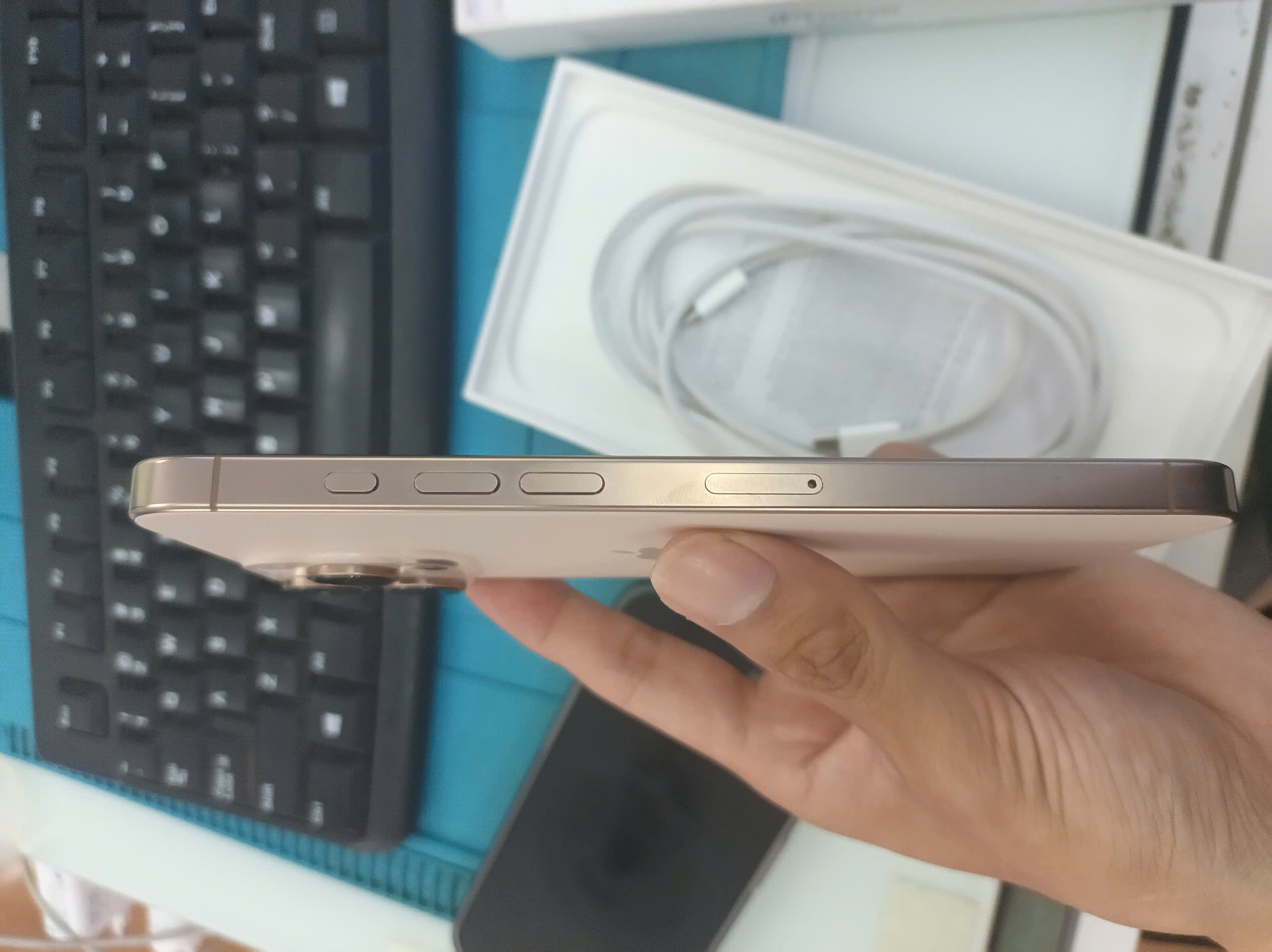 ĐTDĐ Apple iPhone 16 Pro Max Desert 256GB_3N534VN/A -  Cũ