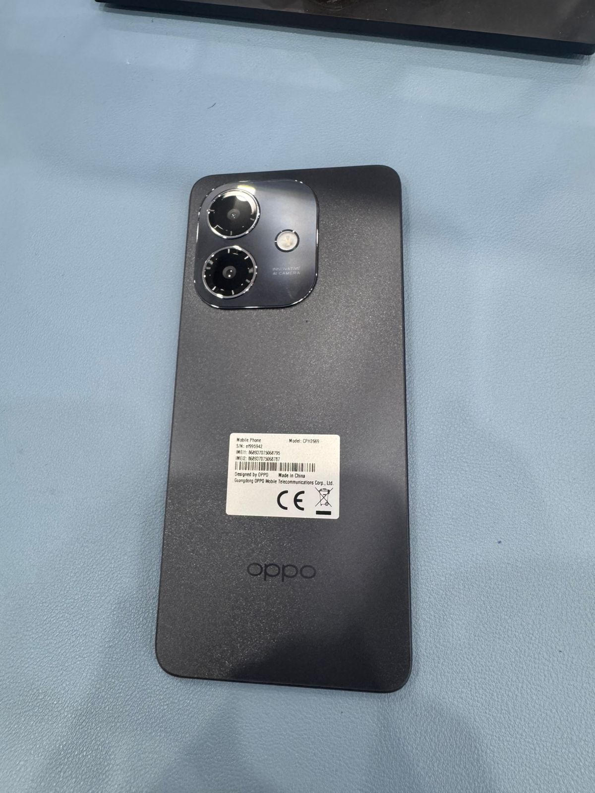 Điện thoại di động OPPO A3 - CPH2669, 8+256GB, Đen thạch anh-Hàng TBH- 749 Giải Phóng , HN