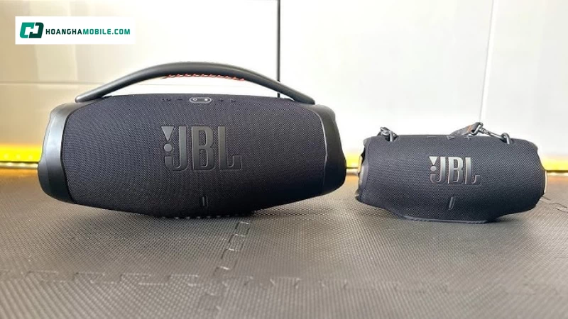 JBL Xtreme vs JBL Boombox. JBL Xtreme vs JBL Boombox.