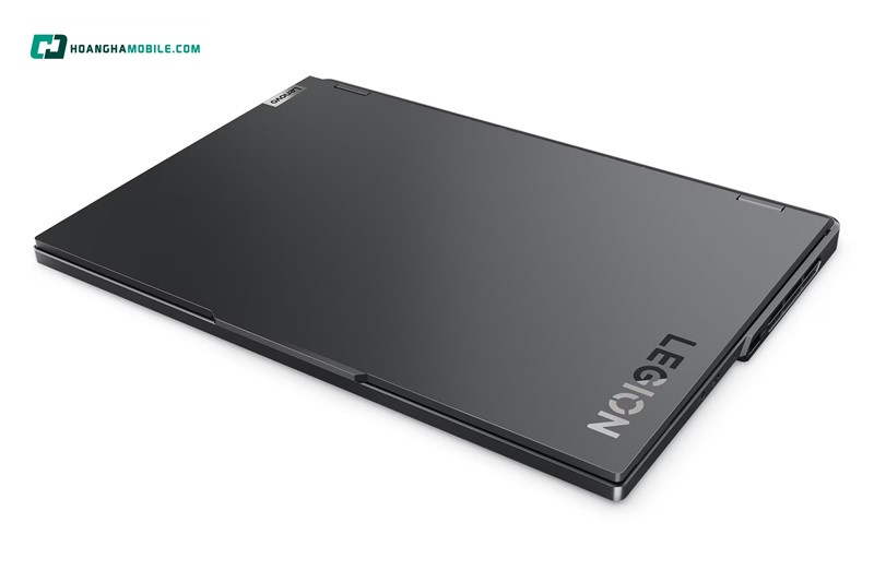 Laptop Lenovo Legion Pro 5 16IRX9 (83DF0046VN) có phong cách thiết kế hiện đại, hầm hố đúng chất Legion