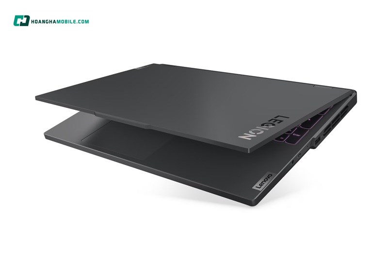 Khả năng đa nhiệm mượt với RAM 32GB và ổ cứng SSD 1TB của laptop Lenovo Gaming Legion Pro 5 16IRX9 (83DF0046VN)