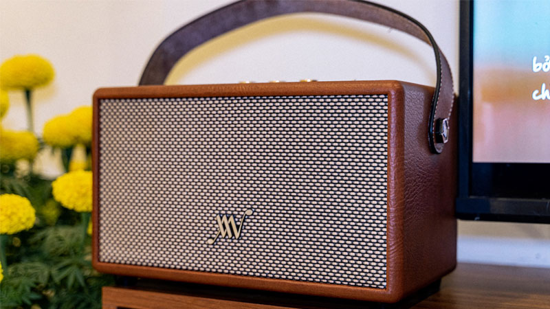 Loa Alpha Works Classic. Loa Alpha Works Classic.